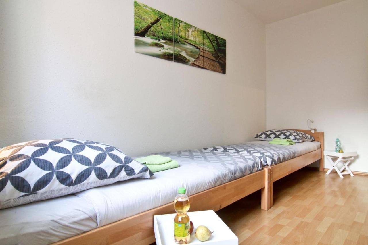 Apartmondo Ferienwohnungen ヴッパータール エクステリア 写真